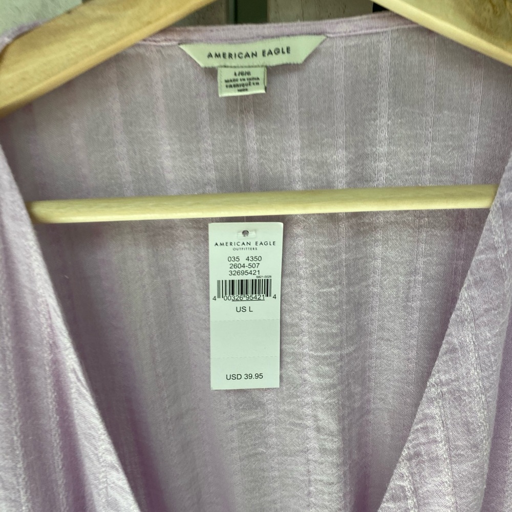 American Eagle Lavendar Peplum Top